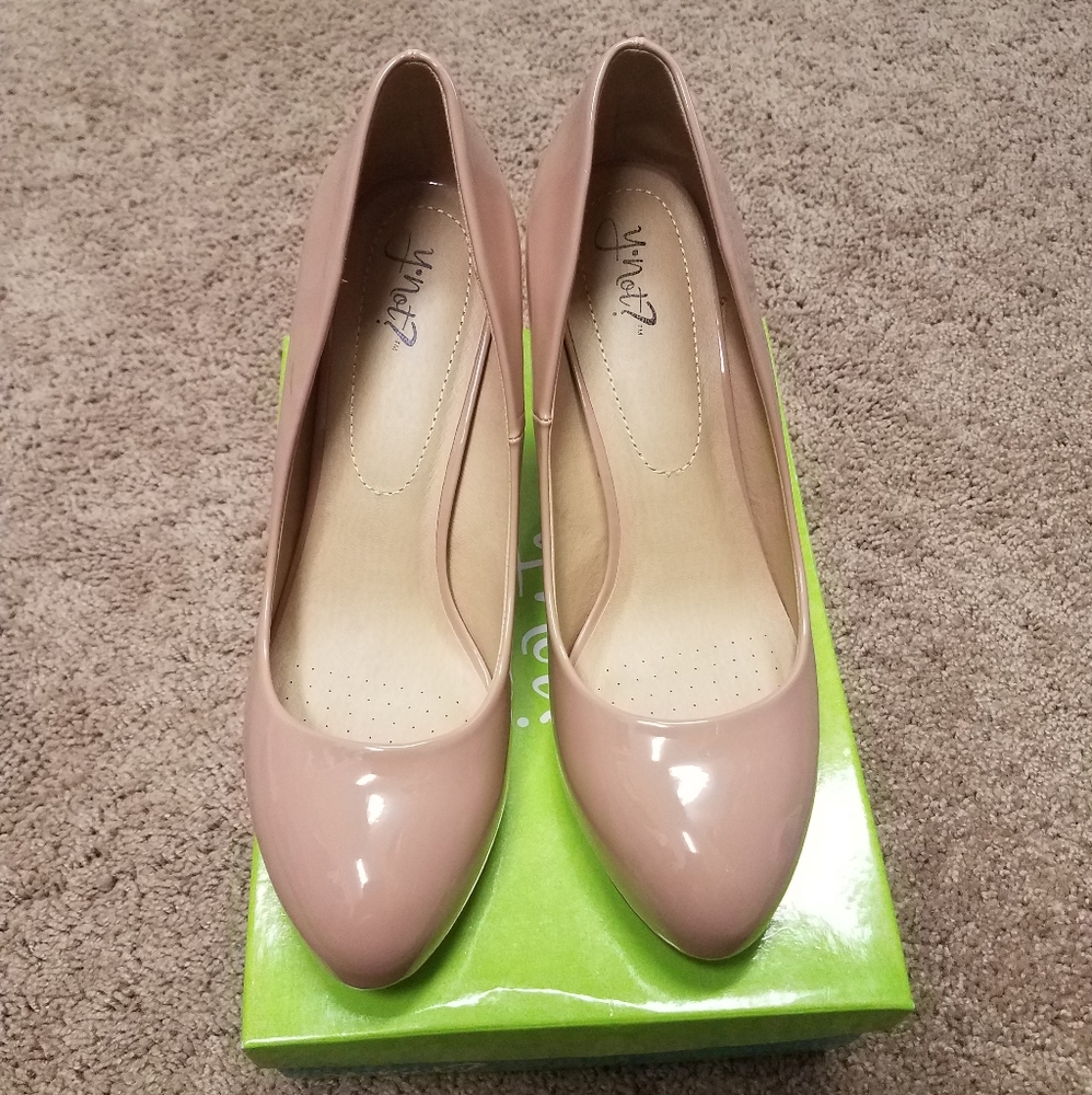 Women's heels/pumps Worn one time